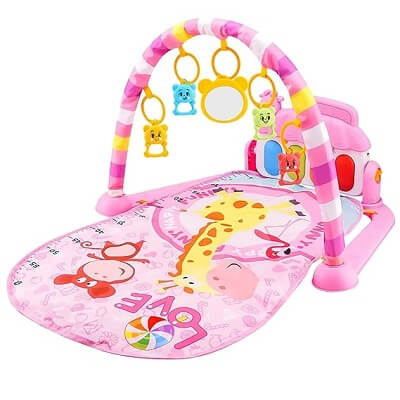 Tapis d'Éveil Bébé Playful Giraffe™ rose avec arche et jouets suspendus