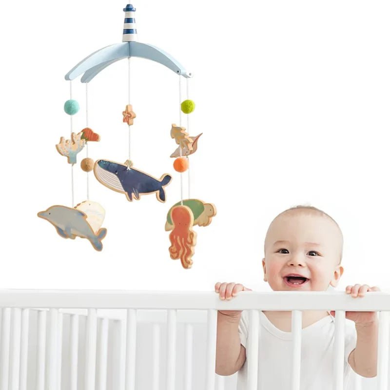 Mobile décoratif pour bébé avec baleine, tortue, dauphin et étoile de mer"