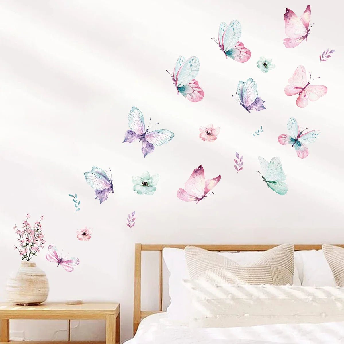 Autocollants muraux papillons faciles à poser et à déplacer – Idéal pour une décoration évolutive et créative.
