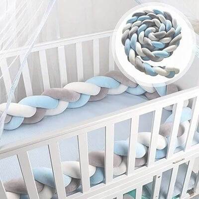 la Tresse De Lit Bébé - BlueMist™ Conforte, sécurité et hygiène optimale pour un sommeil paisible et un développement sain de bébé.