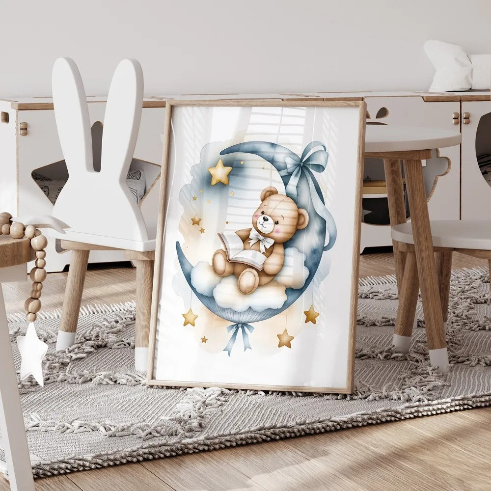 Ensemble de trois affiches Ourson Rêveur™ pour décoration murale de chambre bébé.