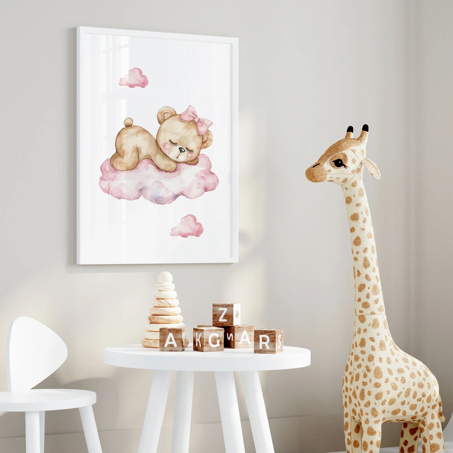 Décoration Murale Chambre Bébé – Pink Bear™ avec illustration d’ours rose pour nursery moderne.