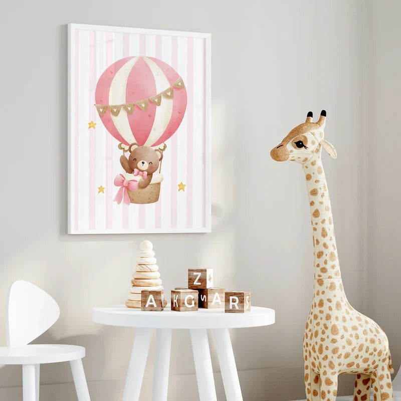 Ensemble de tableaux décoratifs pour chambre bébé au thème ours et montgolfière.