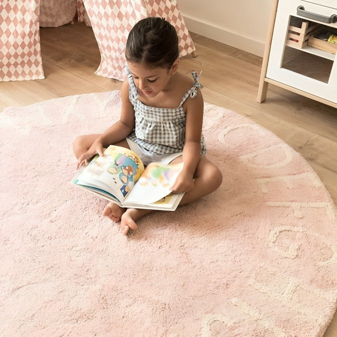 ce tapis éducatif stimule la curiosité et favorise l'apprentissage dès le plus jeune âge