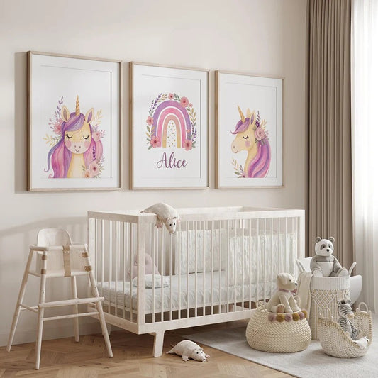 Décoration Murale Chambre Bébé - Univers Licorne avec affiches personnalisées pour fille
