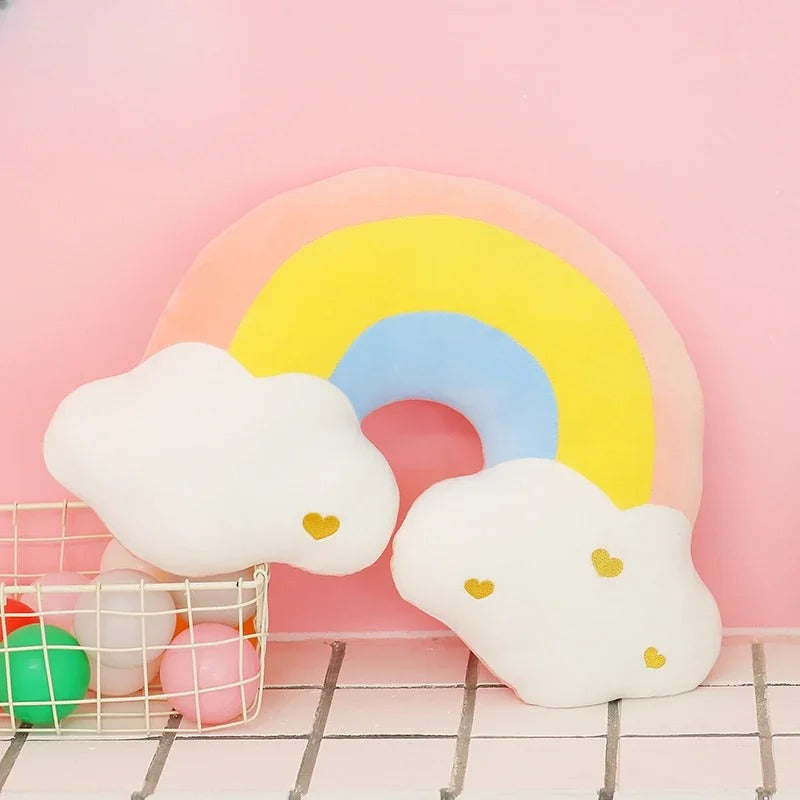 Coussin bébé en forme d’arc-en-ciel décoratif doux et coloré pour chambre enfant