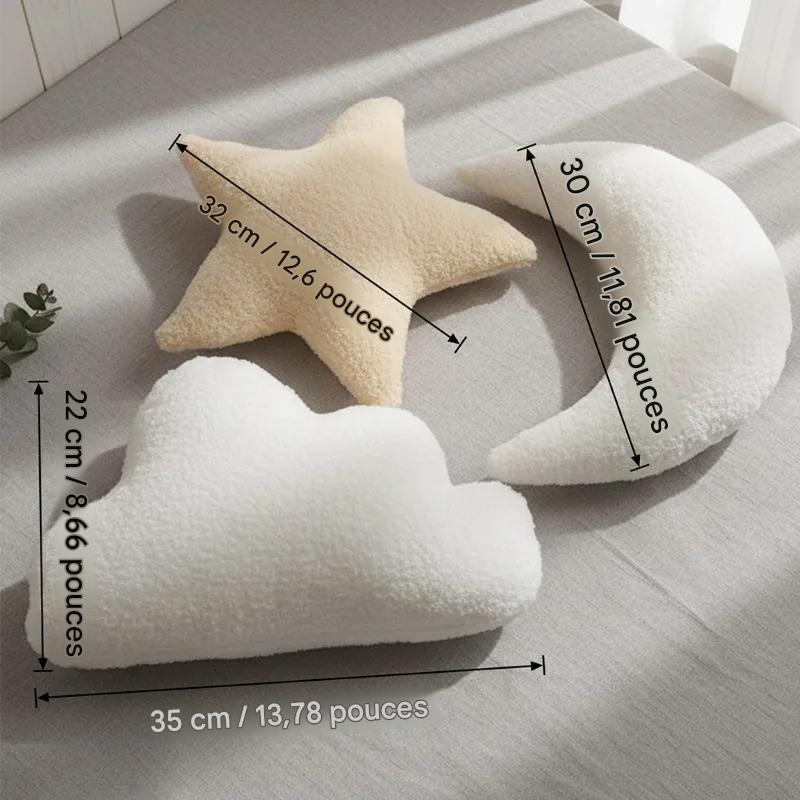 Dimensions du coussin décoratif bébé univers céleste en forme de nuage, lune et étoile