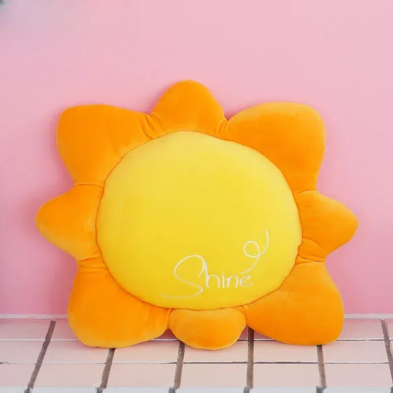 Coussin soleil décoratif pour chambre de bébé tendance