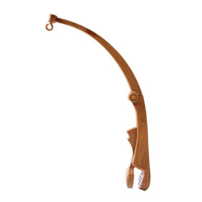 "Détail du bois grainé élégant du Support Mobile Bébé - Bois Grainé, parfait pour la décoration de la chambre de bébé."