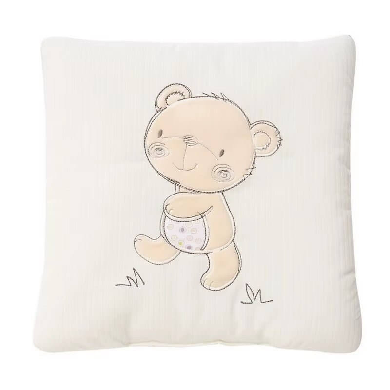 Il reste bien en place, même lorsque bébé se déplace pendant son sommeil