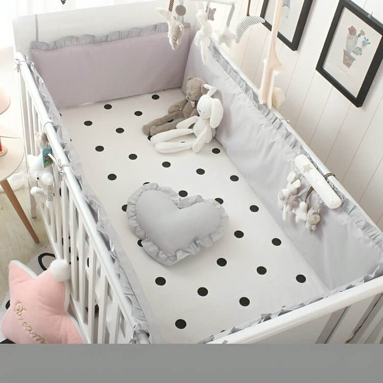 Tour de lit bébé 5 pièces en coton respirant gris pour sécurité et confort optimal