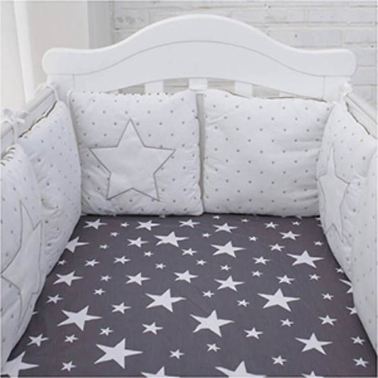 Tour de lit bébé offrant une protection complète